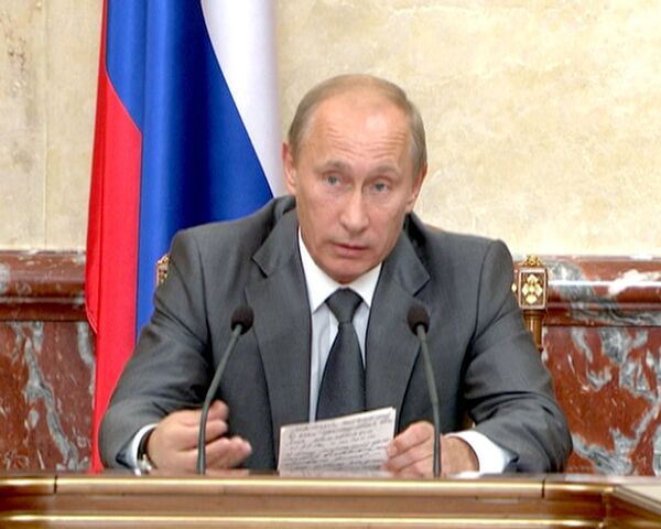 Путин: губернаторы несут личную ответственность за помощь погорельцам