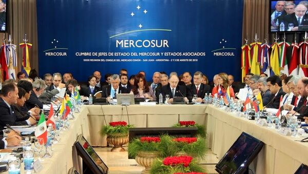 Саммит стран Южноамериканского общего рынка (МЕРКОСУР) открылся в понедельник в городе Сан-Хуан 