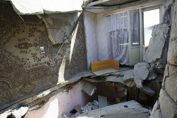 В жилом доме Краснодара обрушился потолок