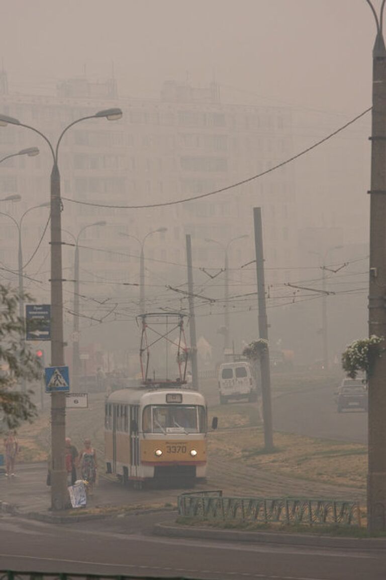 Москвичи спасаются от дыма