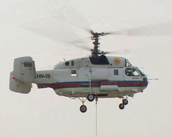 Вертолеты спасателей из Азербайджана тушат пожар под Рязанью