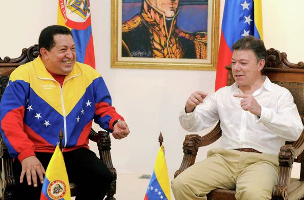 Президент Венесуэлы Уго Чавес и президент Колумбии Хуан Мануэль Сантос на встрече в Колумбии