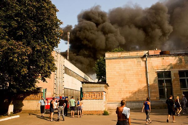 В Черкассах горит завод «ТЕМП»