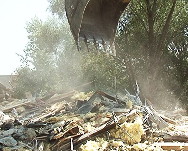 Пять незаконно построенных коттеджей снесли в Серебряном бору