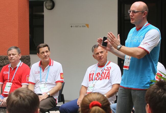 Дмитрий Чернышенко