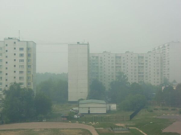 Дым от лесных пожаров опять опустился на Москву
