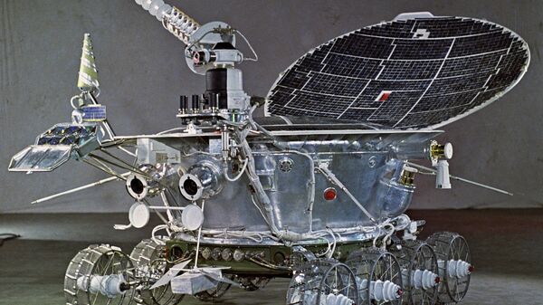 Первый на луне: космический гибрид Луноход-1