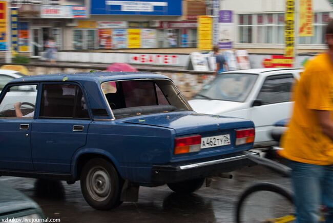 В Пятигорске взорвали машину рядом с кафе