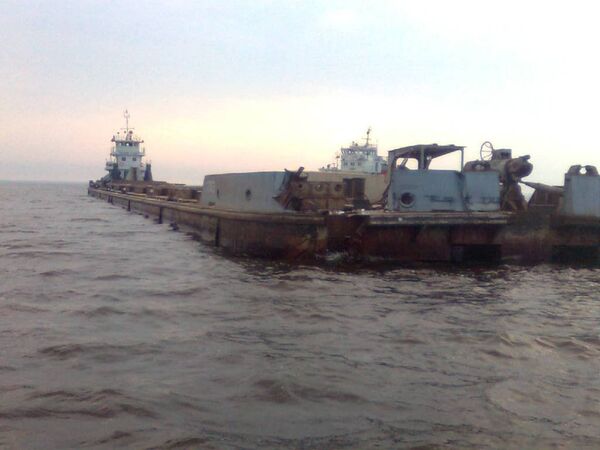 Столкновение судов в Рыбинском водохранилище у населённого пункта Лехково
