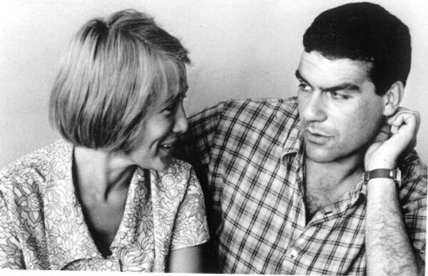 Писатель Сергей Довлатов и Тамара Зибунова. Таллин, 1974 год
