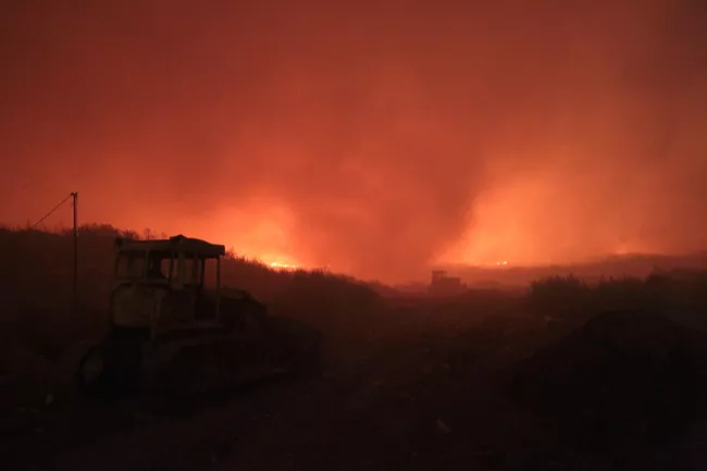 Пожар на свалке ТБО Сабурово в Щелковском районе Московской области