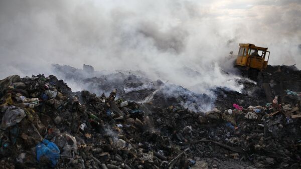 Пожар на свалке ТБО Сабурово в Московской области