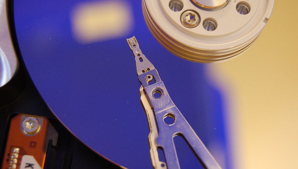 Жесткий диск - РИА Новости, 1920, 18.11.2017