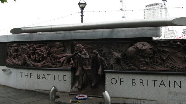 Мемориал в Лондоне, посвященный Битве за Британию (Battle of Britain)
