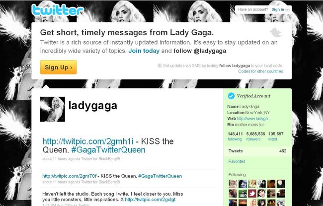 Скриншот странички Lady Gaga в популярной сети Twitter