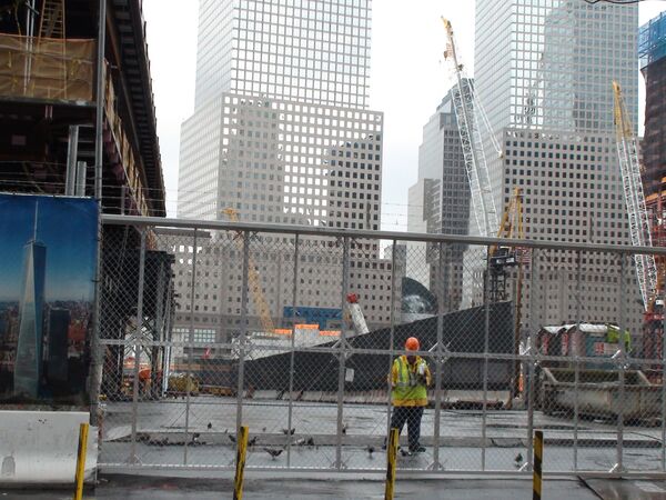 Америку сегодня нехорошо будоражат планы строительства мусульманского культурного центра в Нью-Йорке за два квартала от места разрушенных 11 сентября 2001-го башен-близнецов.