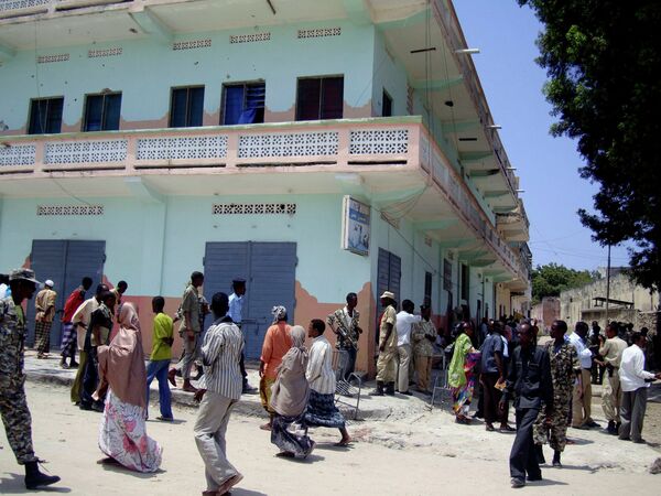 Нападение боевиков на отель вблизи президентского дворца в сомалийском Могадишо