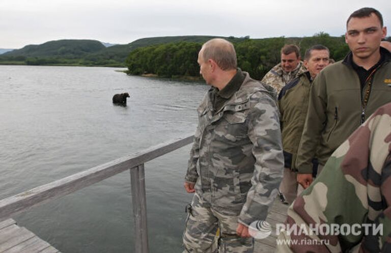 Премьер-министр РФ Владимир Путин посетил Южно-Камчатский заказник