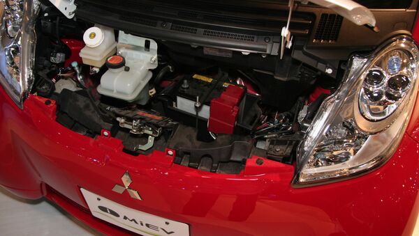 Под капотом электромобиля Mitsubishi i-MiEV (2010). Архивное фото