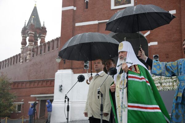 Президент РФ Д.Медведев на церемонии освящения надвратной иконы Спасской башни
