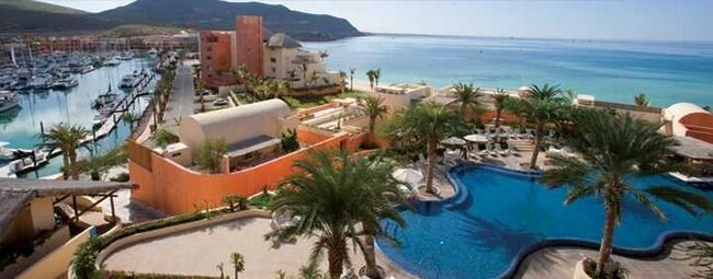 Вид на курорт CostaBaja Resort & Spa