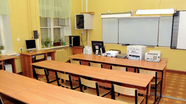 Пустой школьный класс, архивное фото