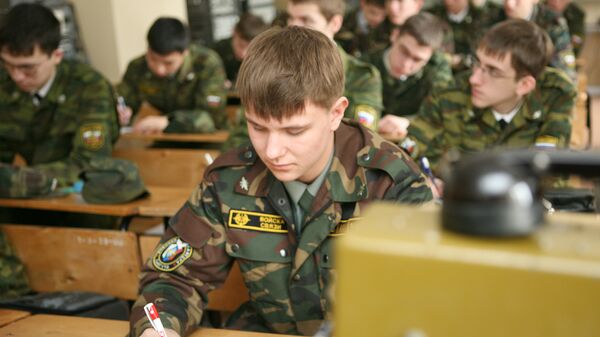 Министерство обороны объявило, что с этого года приостановлен набор во все военные вузы страны