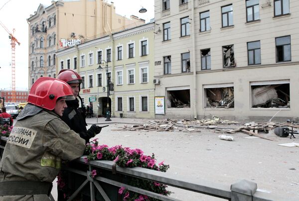 Обрушение перекрытий произошло в здании в центре Санкт-Петербурга