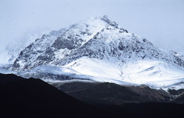 Три российских альпиниста погибли в горах Тянь-Шаня