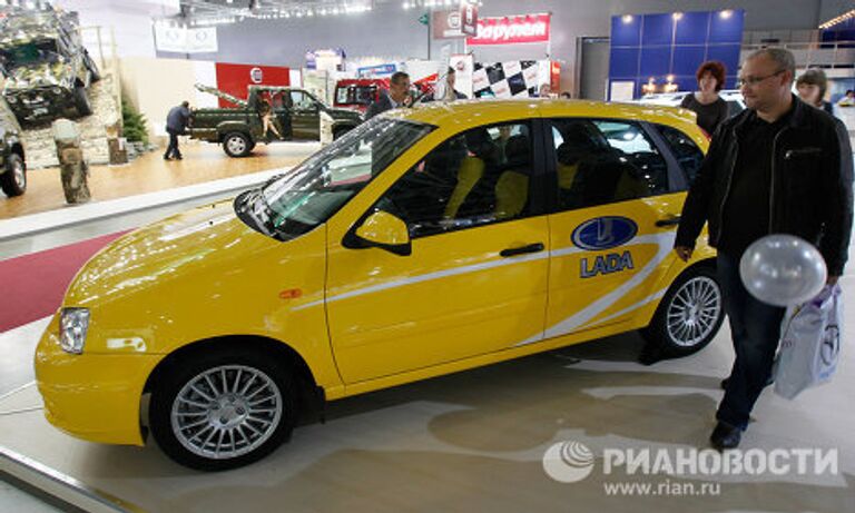 Автомобиль Lada Kalina Sport на Московском автосалоне 