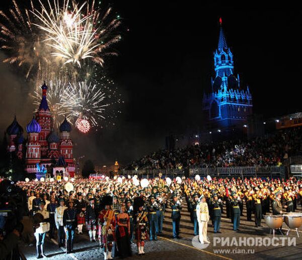 Открытие Международного военно-музыкального фестиваля Спасская башня