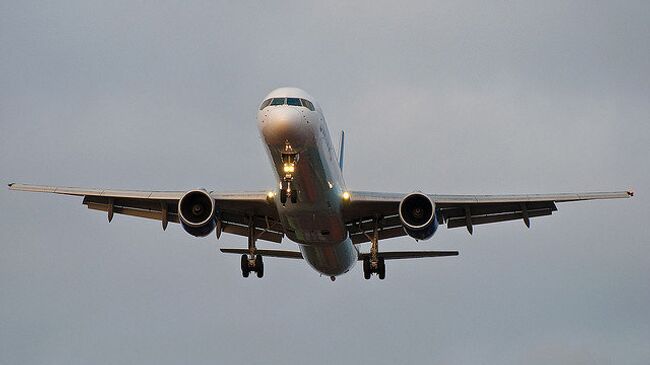 Самолет Boeing 757. Архив