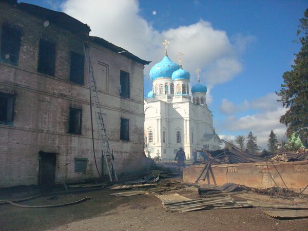 Пожар в мужском монастыре Авраамий Городецкий Костромской области