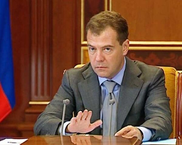 Медведев пообещал, что уволит губернаторов, которые не справятся с лесом