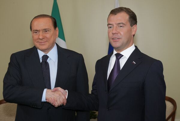 Президент РФ Д.Медведев провел встречу с премьером Италии С.Берлускони