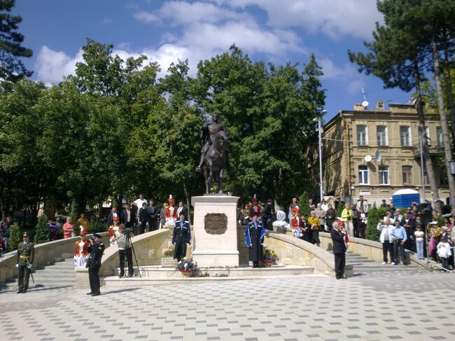 Открытие памятника генералу Еромолову в Пятигорске