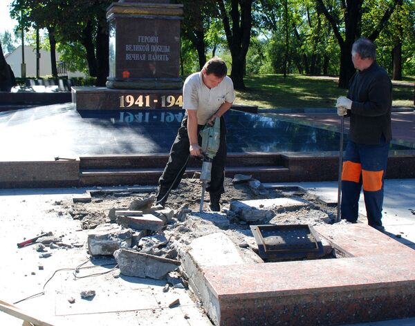 Взрыв произошел на мемориале Вечный огонь в Нальчике