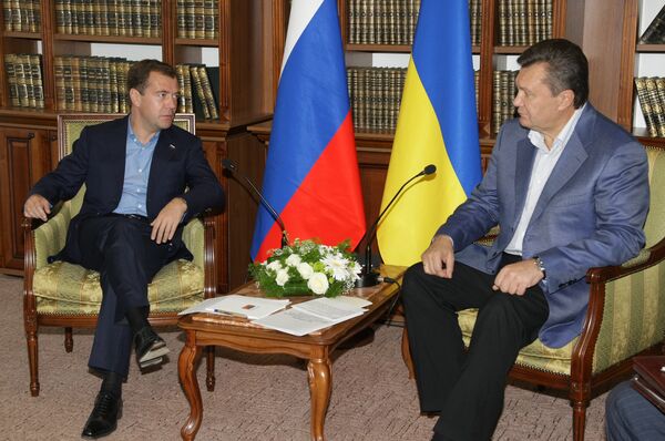 Президенты РФ и Украины Д.Медведев и В.Янукович во время встречи 17 сентября 2010 г.