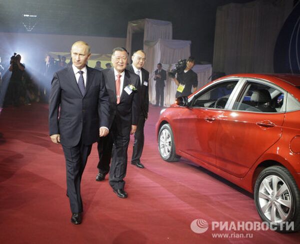 Владимир Путин на открытии завода Hyundai Motor в Санкт-Петербурге 