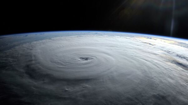 Ураган Даниэл. Вид из космоса