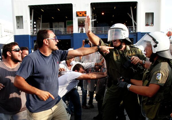 Забастовка дальнобойщиков в Греции
