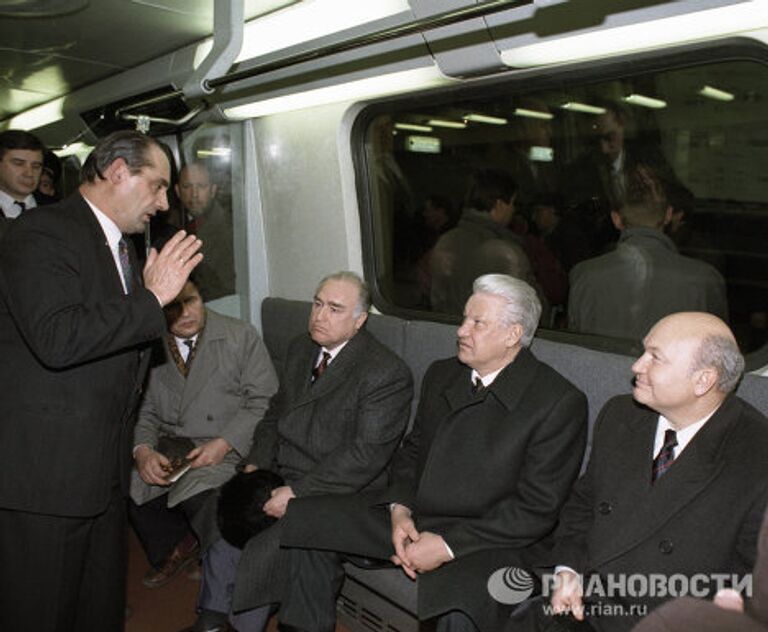 Борис Ельцин Виктор Черномырдин Юрий Лужков