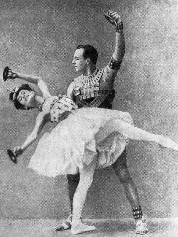 Репродукция фотографии танцоров Анны Павловой и Михаила Мордкина