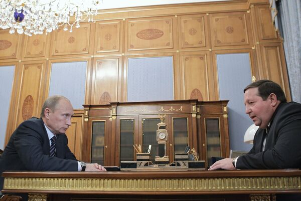 Премьер-министр РФ Владимир Путин провел рабочую встречу с Ильей Михальчуком