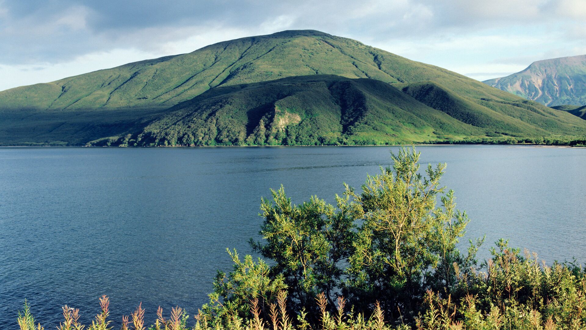 Курильское озеро Камчатка