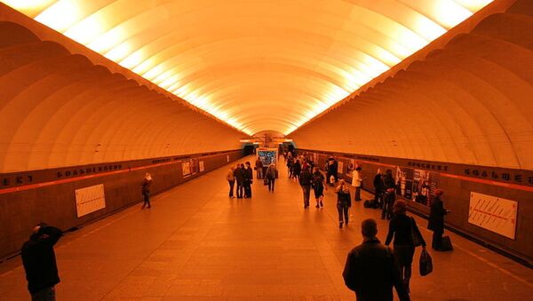 Станция Проспект Большевиков Петербургского метрополитена, архивное фото