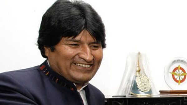 Президент Боливии показал неспортивное поведение на футбольном поле
