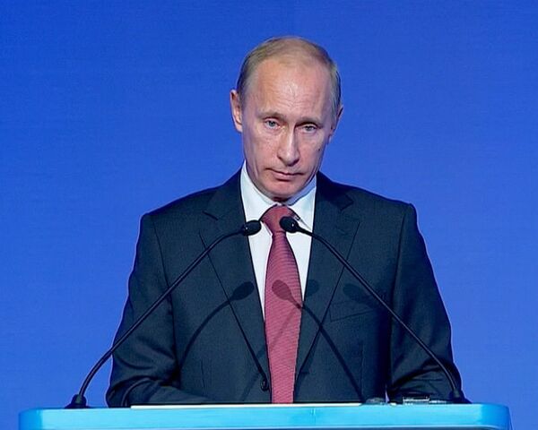 Путин уверен, что бюджет 2011 года обойдется без антикризисных заначек