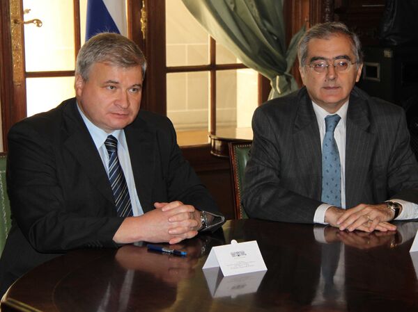 Первый заместитель министра иностранных дел РФ Андрей Денисов на встрече со своим аргентинским коллегой Альберто Д'Алотто