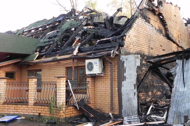 Пожар в кафе Подмосковные вечера. Московская область, Наро-Фоминский район, 6 октября 2010